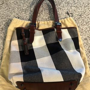 Burberry tote bag